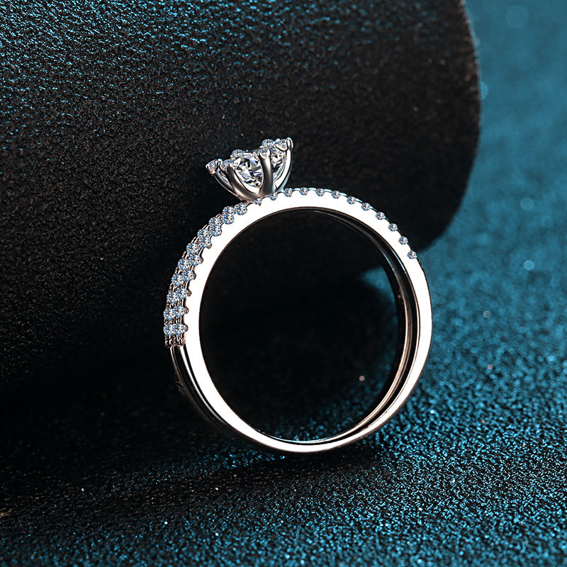 Zoe Moissanite Ring