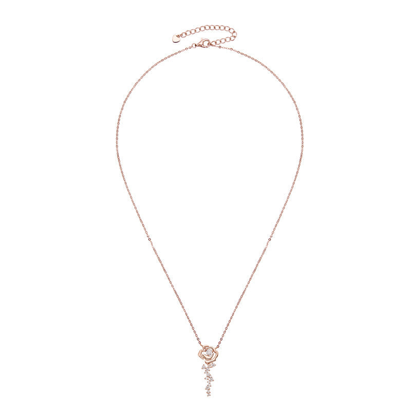 Luelle Moissanite Necklace