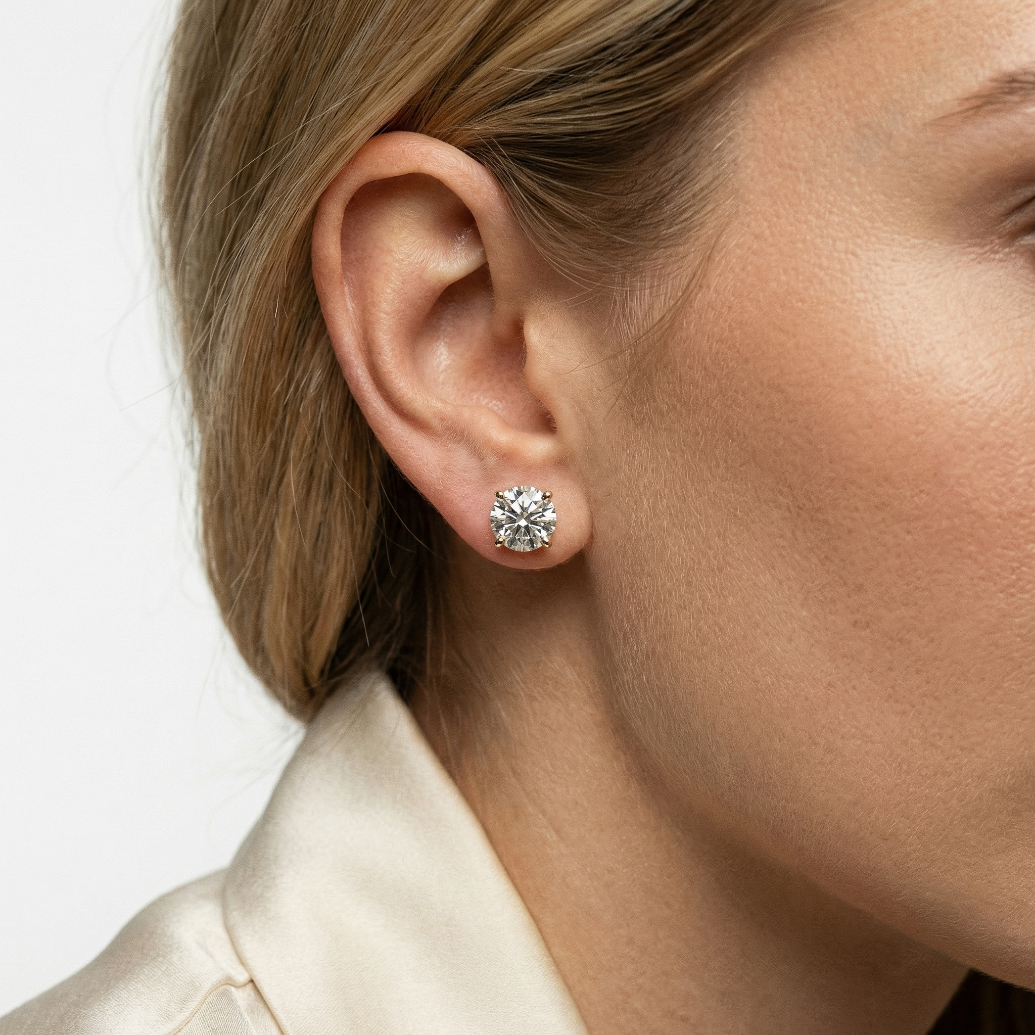 Solène Moissanite Earring