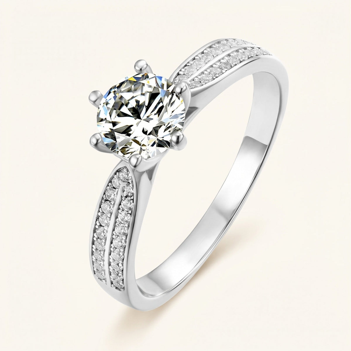 Round Solitaire Ring – Geneva
