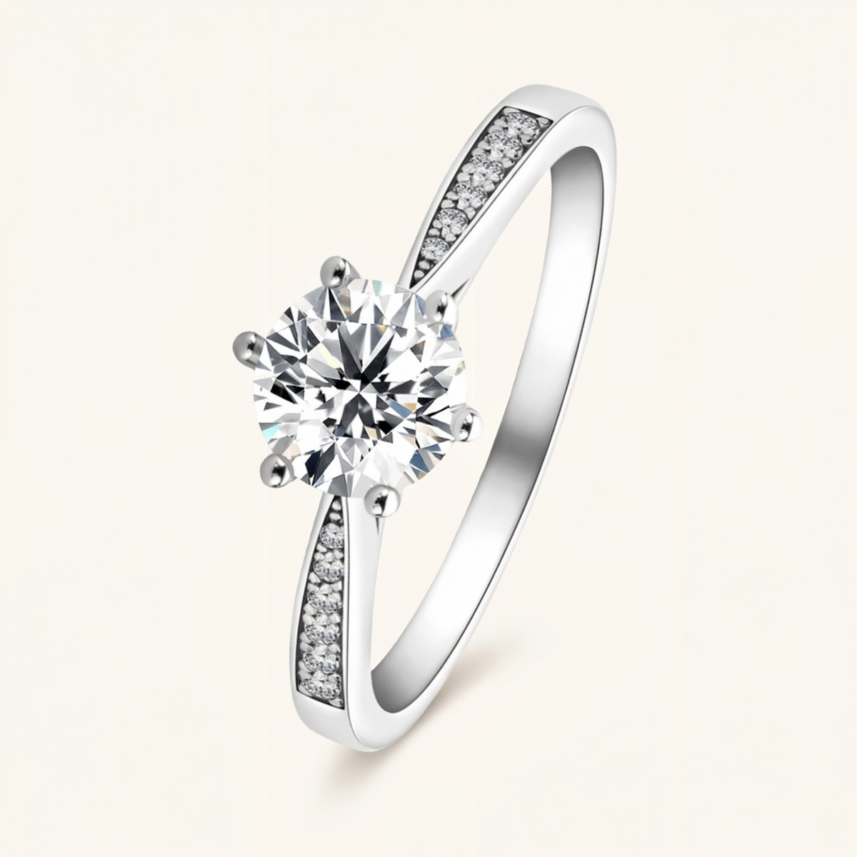 Round Solitaire Ring – Xena