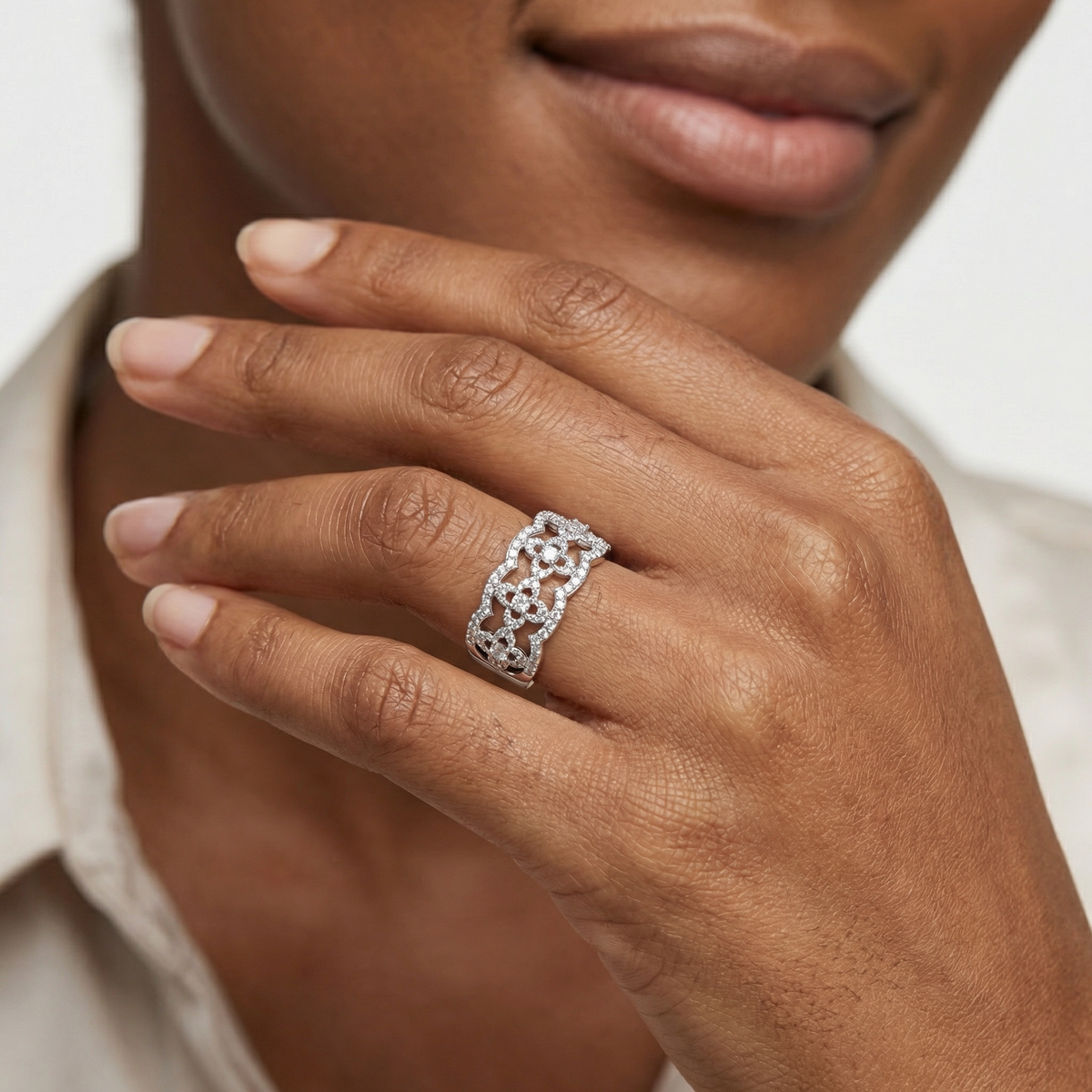 Round Flower Ring – Harper