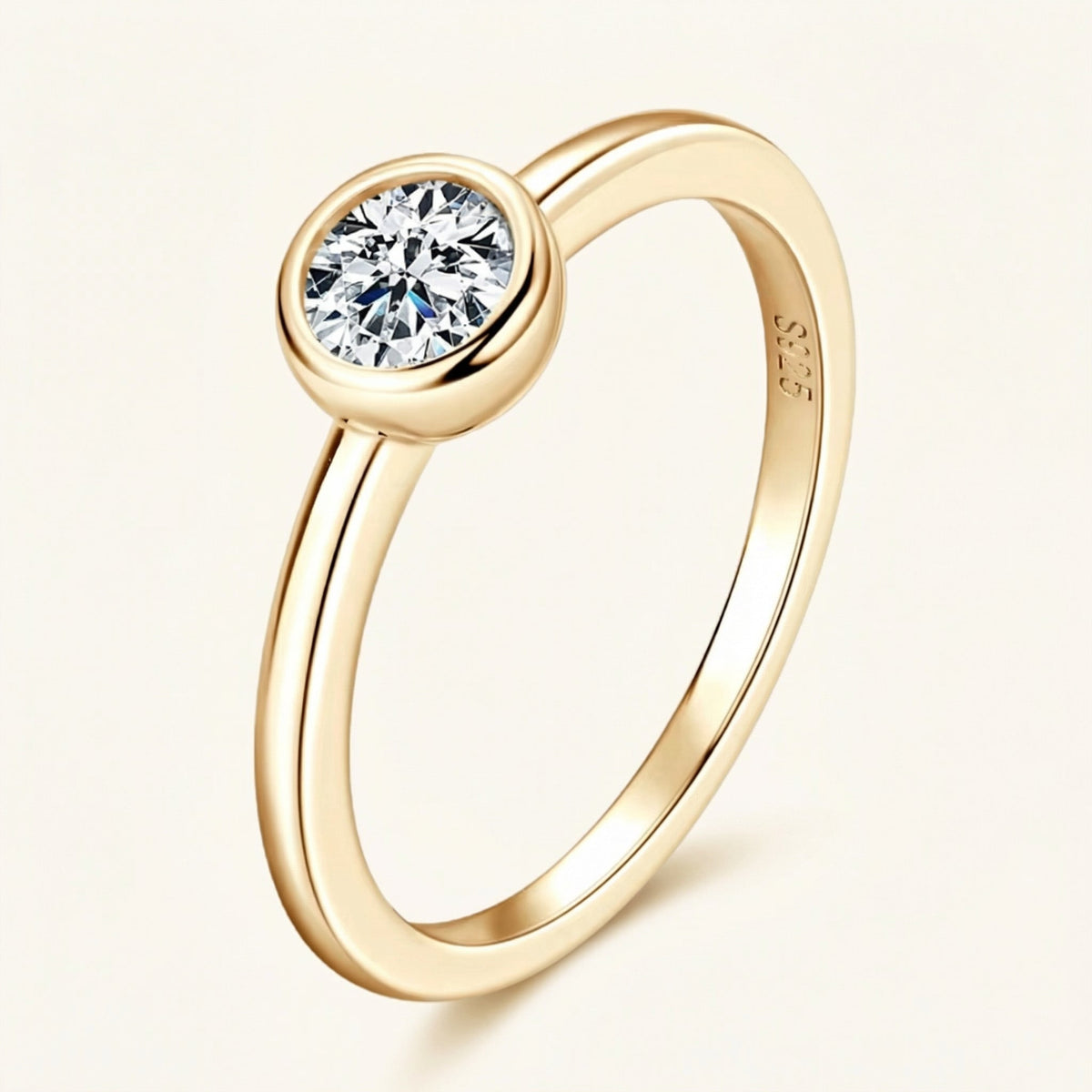Round Bezel Ring – Serra