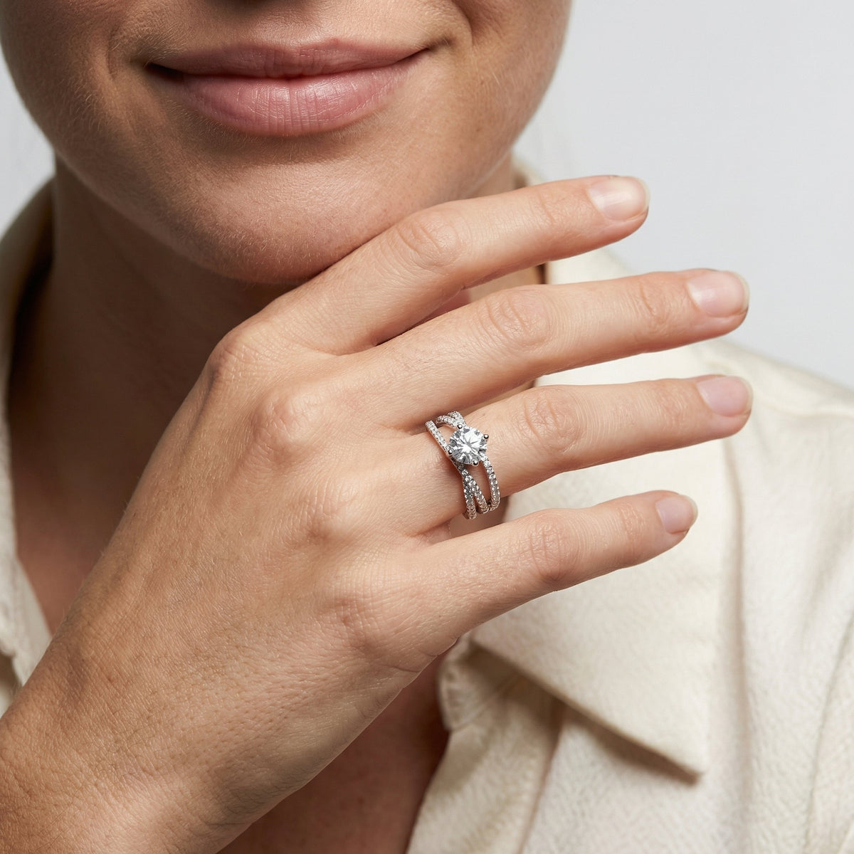 Round Pavé Ring – Hadley