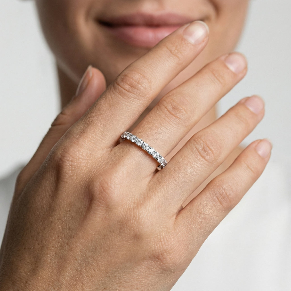 Round Pavé Ring – Jess