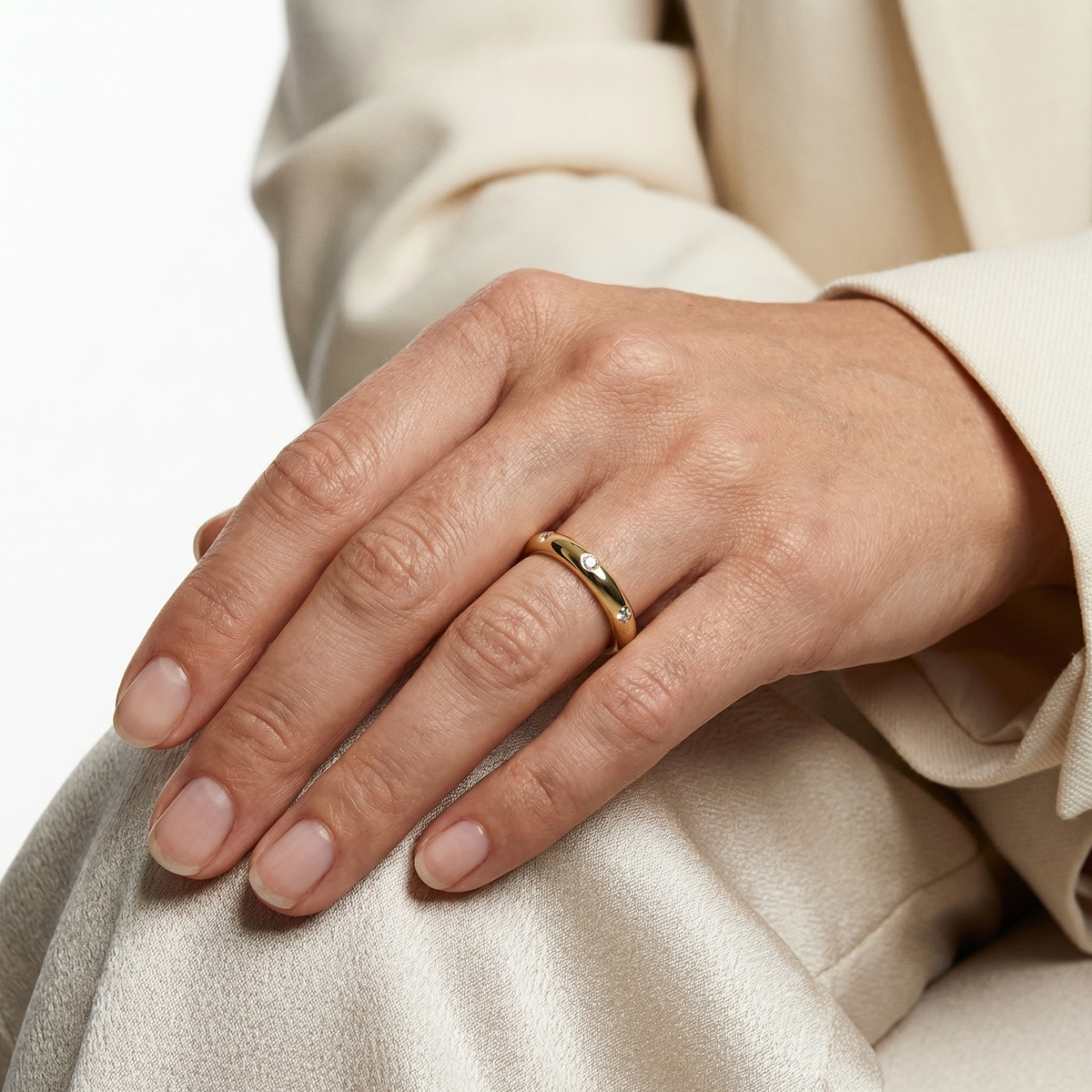 Bezel Ring – Tara