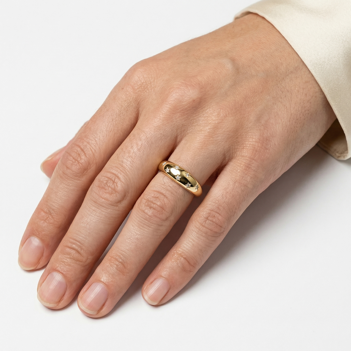 Bezel Ring – Naomi