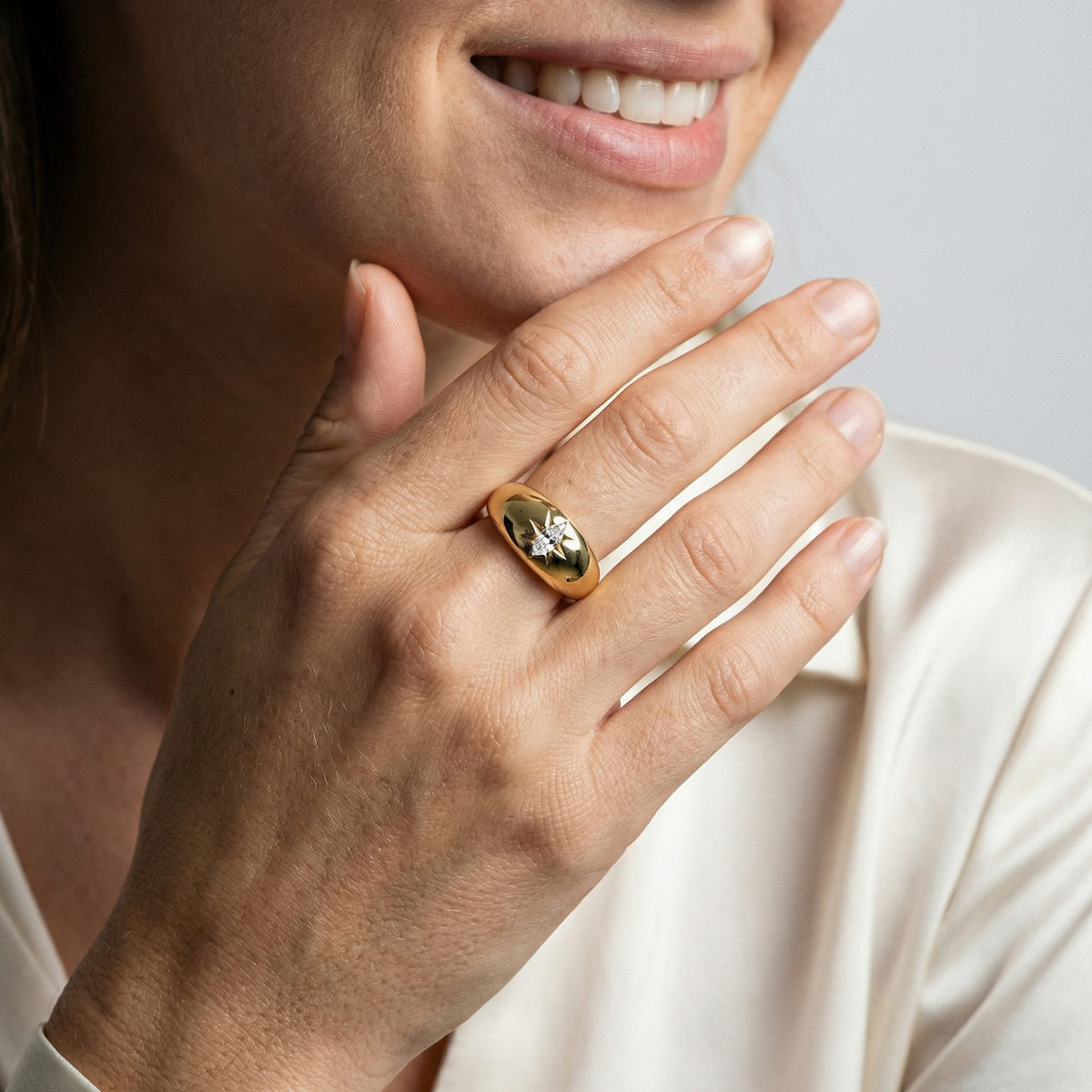 Dome Star Ring – Ariel