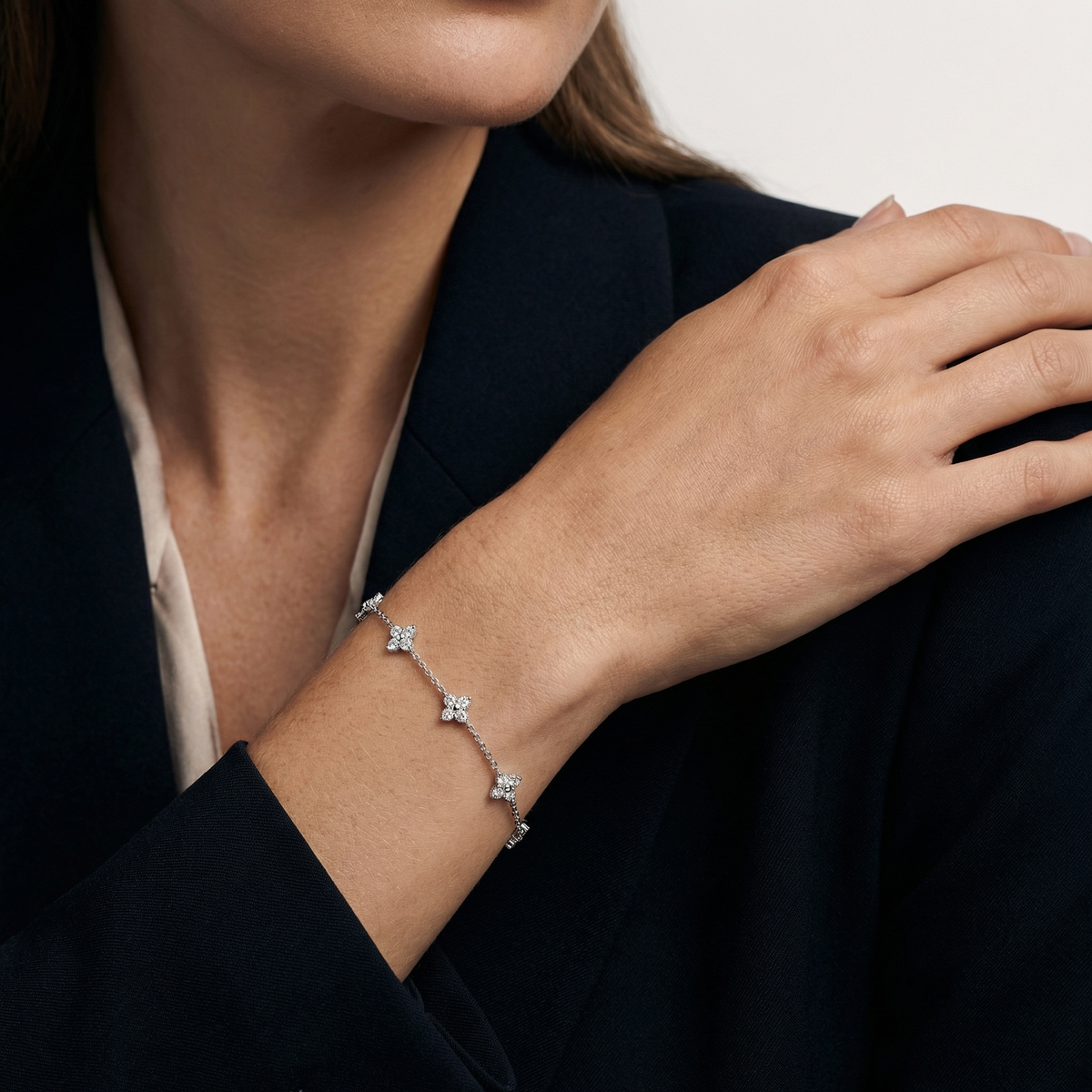 Cluster Flower Bracelet – Azul