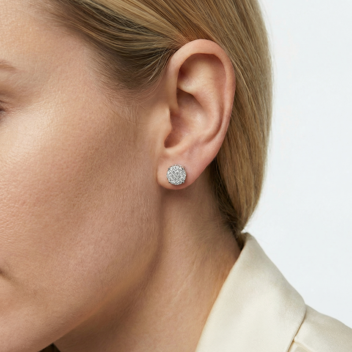 Round Pavé Stud Earrings – Sylvie
