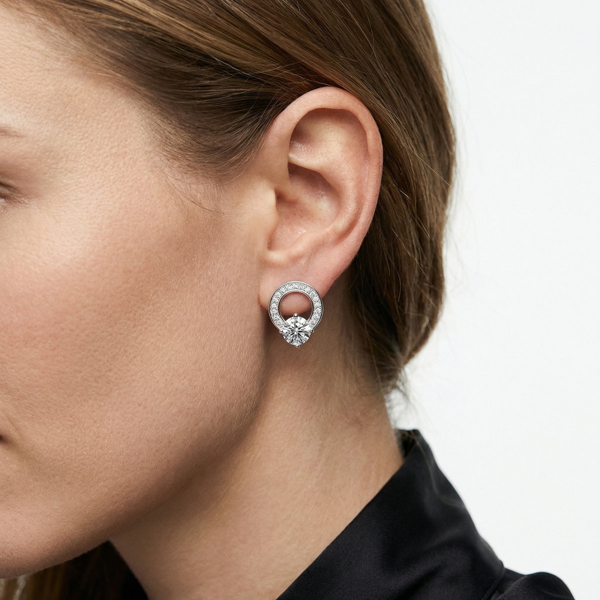 Round Pavé Circle Drop Earrings – Quincy