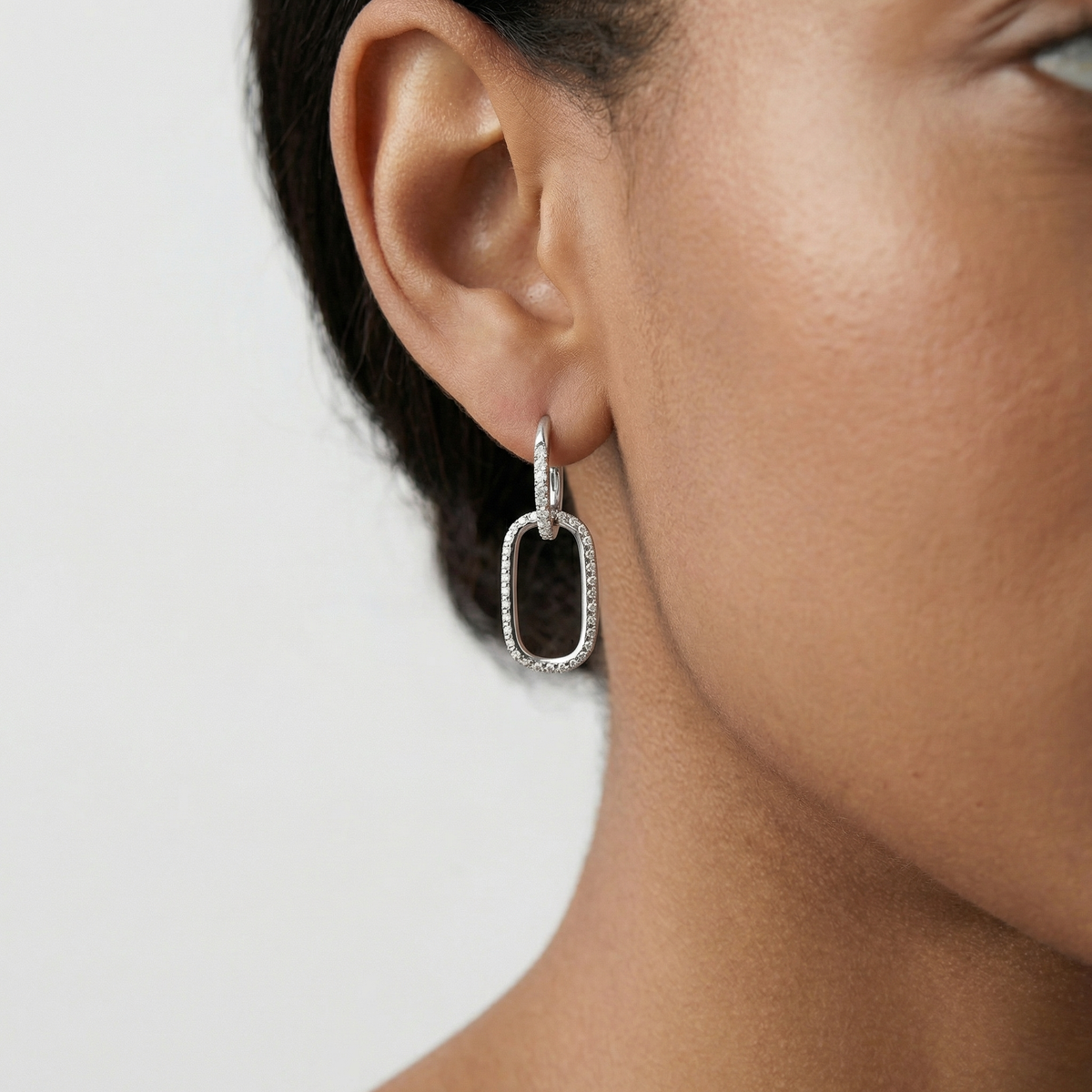 Oval Pavé Huggie Earrings – Willa