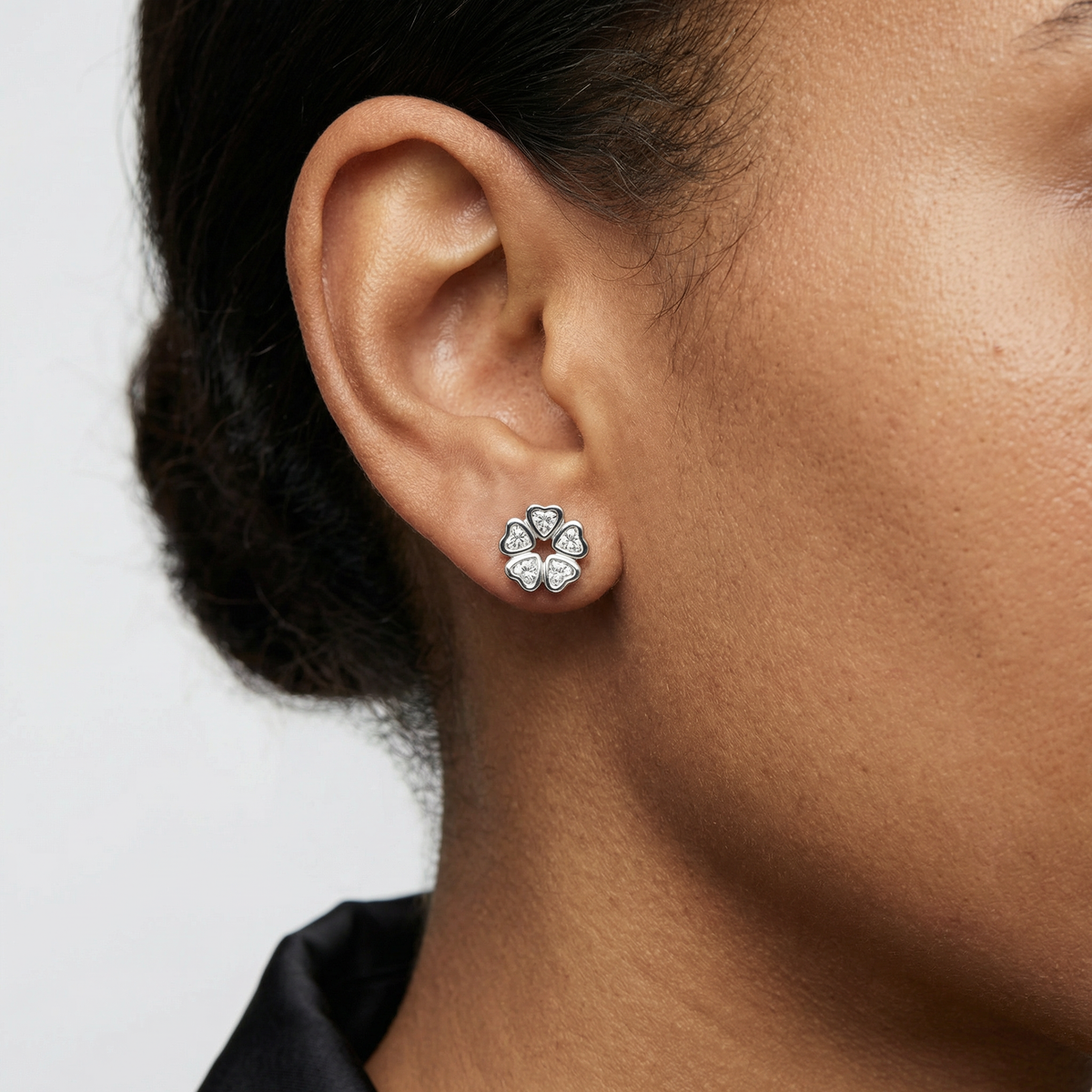 Heart Cluster Flower Stud Earrings – Elowen