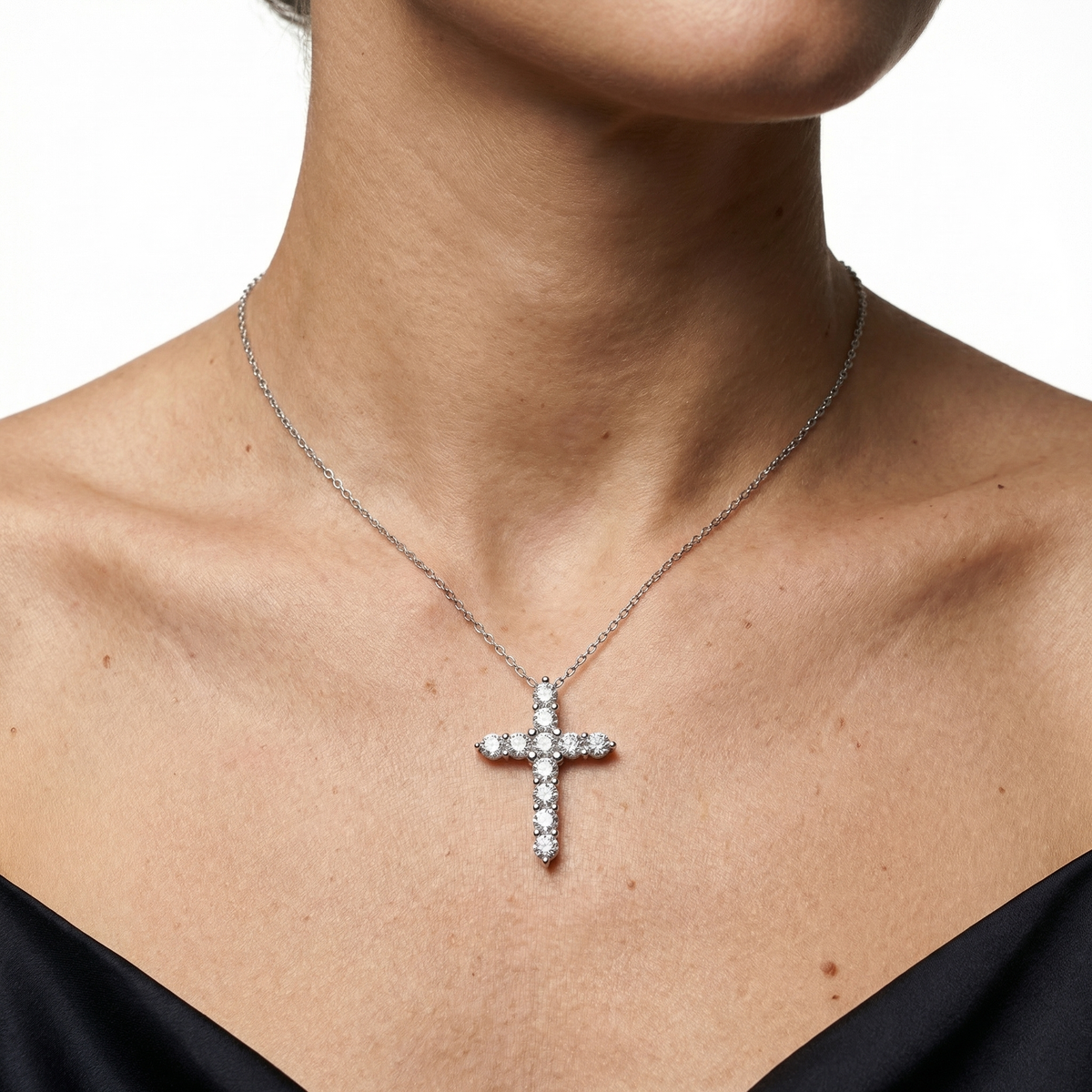Heart Cross Pendant Necklace – Carina
