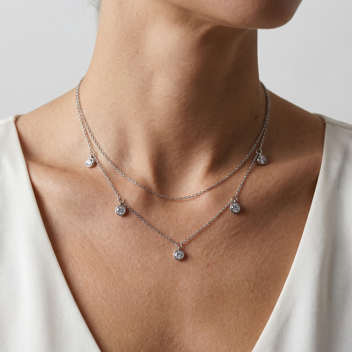 Round Bezel Chain Necklace – Brexen