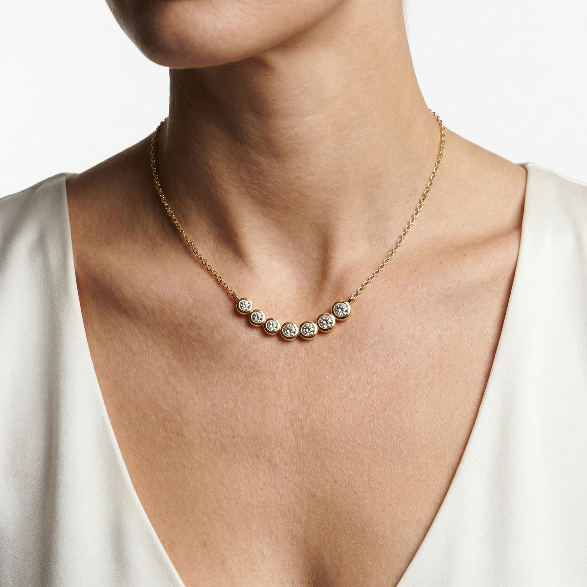 Round Bezel Chain Necklace – Rowine